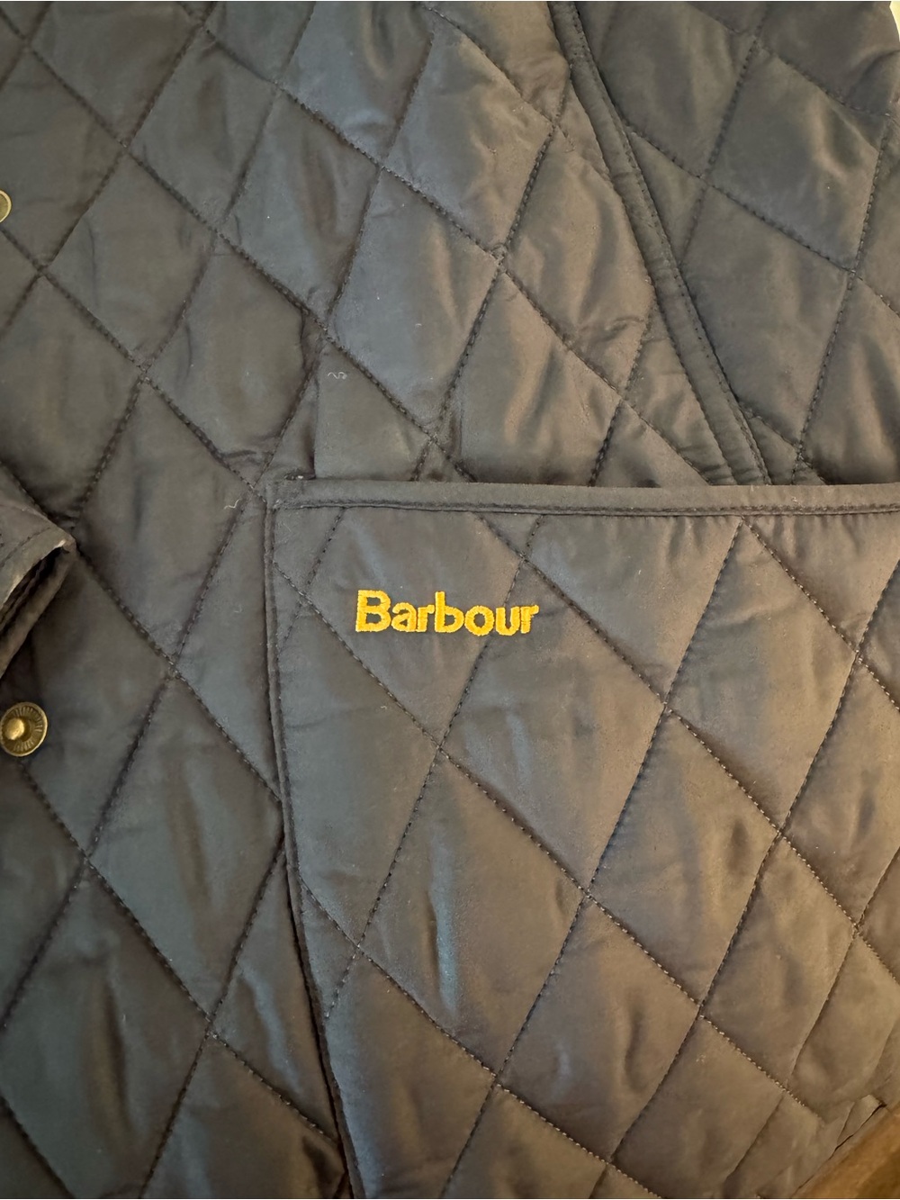 Barbour Navy Quilted Puffer Jacket with Dark Corduroy Collar - Picture 4 of 4